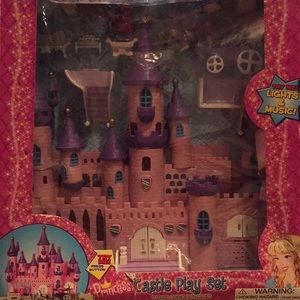 Brand New Princes musical play set